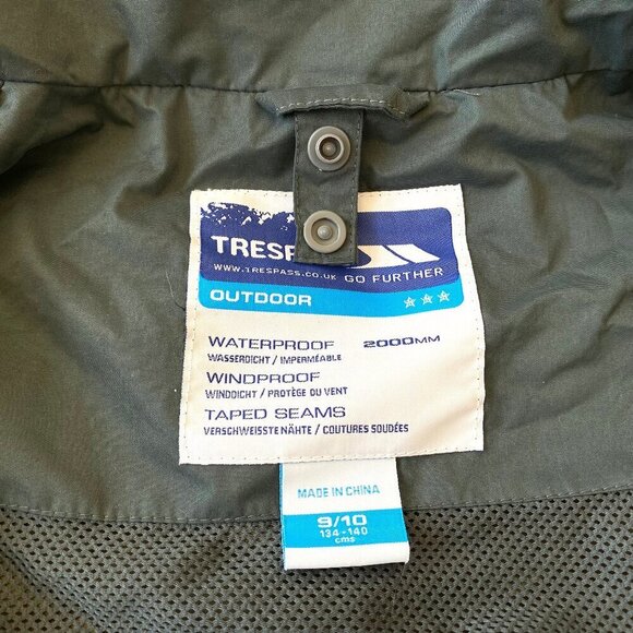 Trespass Boys Rain Jacket 9-10 Waterproof Windproof Hooded - Picture 3 of 15